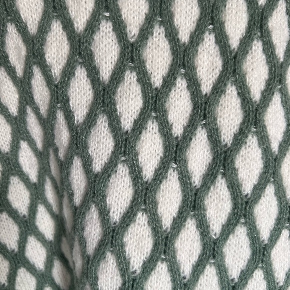 Baltic Born M Women's Green and White Sweater - Picture 4 of 6